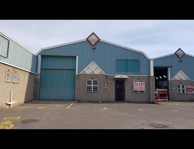 581M² FACTORY RENTED IN BLACKHEATH INDUSTRIAL
